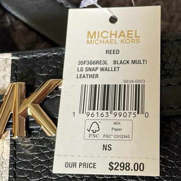 Michael Kors Reed Large Two-Tone Pebbled Leather Wallet - Picture 4 of 4